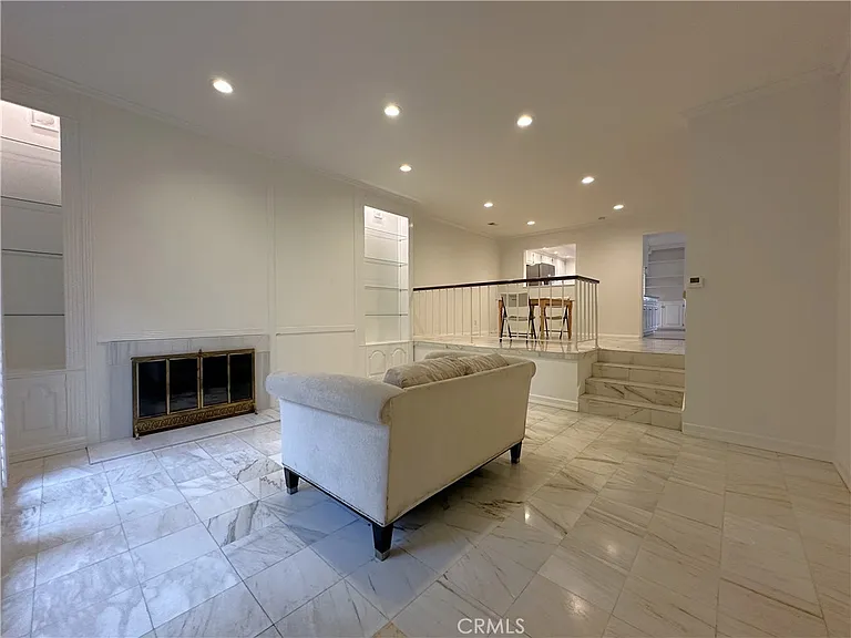 938 Palo Verde Ave — Photo 4