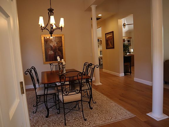 4th image of 16515 SE 34th Way