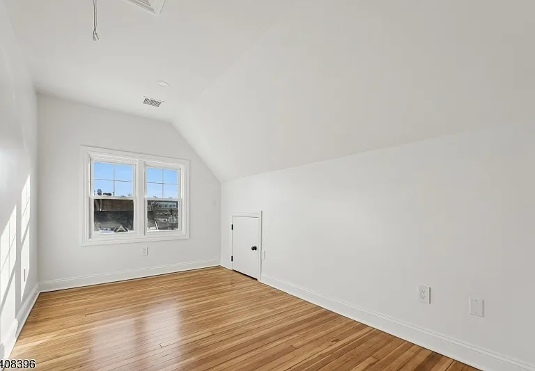 30 Woodland Ave #3 — Photo 14