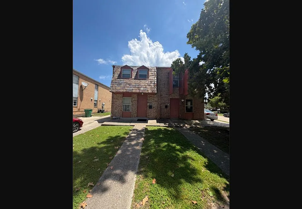 2503 Caswell Ln