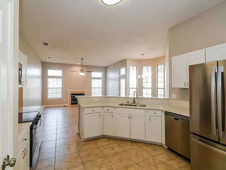 3948 Heavenside Ct — Photo 8