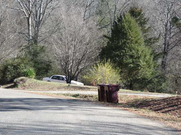 2nd image of 601 County Road 536