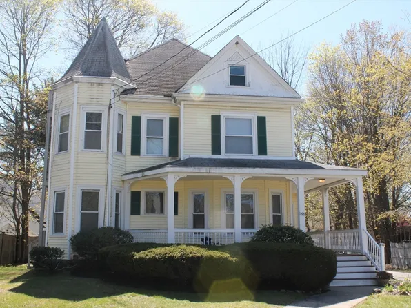 298 Woburn St, Reading, MA 01867