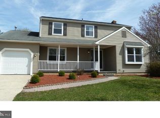 2 Old Farm Rd, Sicklerville, NJ 08081