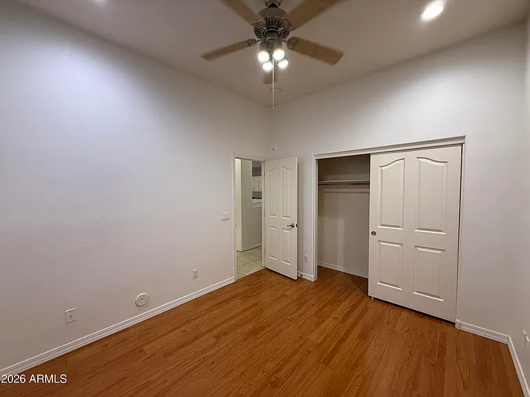 101 S Presidio Dr — Photo 22