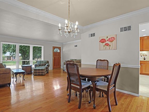 5th image of 9330 Buxton Dr