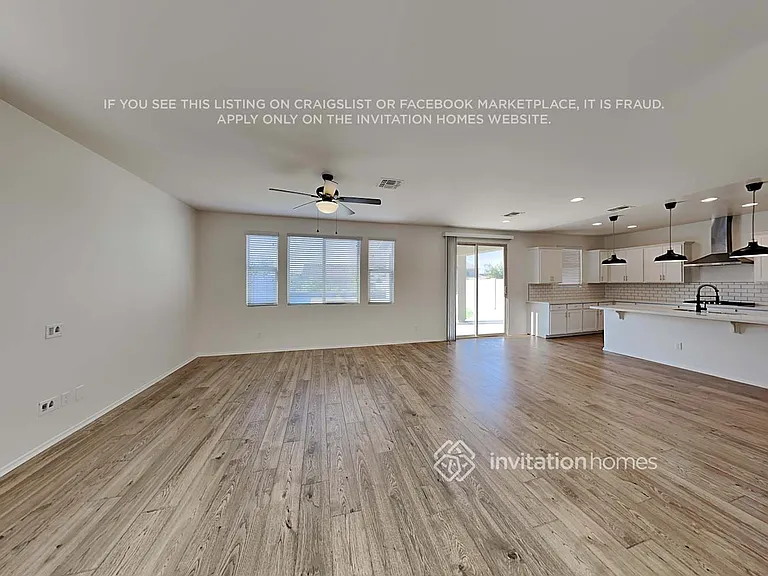 2152 W Emrie Ave — Photo 6