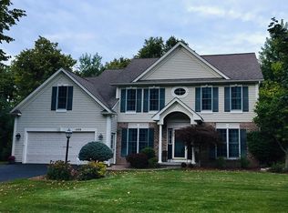 1498 Fieldcrest Dr, Webster, NY 14580
