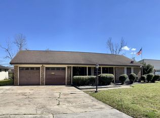 3171 Sandalwood Dr, Port Neches, TX 77651