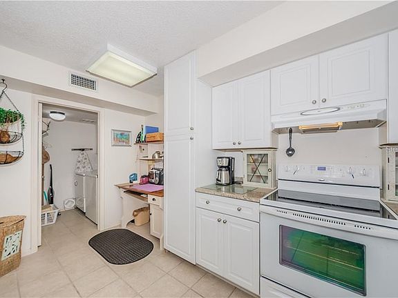 5th image of 5151 Isla Key Blvd S APT 322