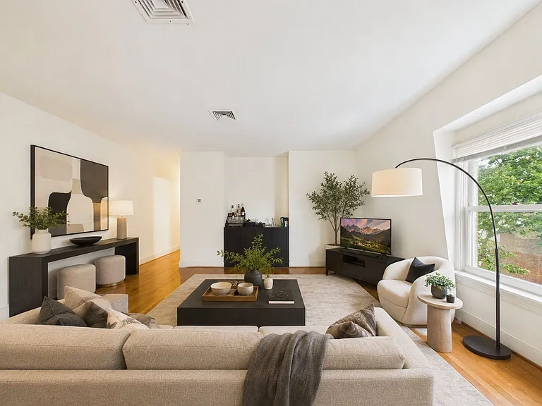 1740 N 42nd St #18 — Photo 3