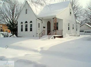 2005 N Genesee Dr, Lansing, MI 48915