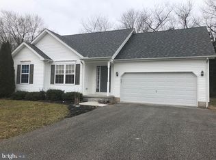 317 Fox Run Dr, Magnolia, DE 19962