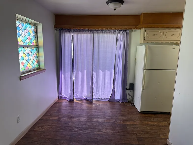 310 W Thurman Ave — Photo 8