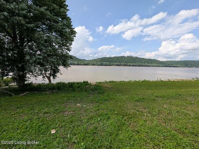 58 Paradise Point, Milton, KY, 40045