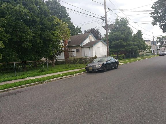 5th image of 1344 Deutz Ave
