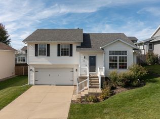 3718 Knight Dr SW, Cedar Rapids, IA 52404