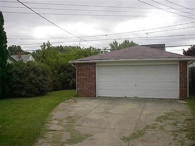 2nd image of 2807 Tuxedo Ave