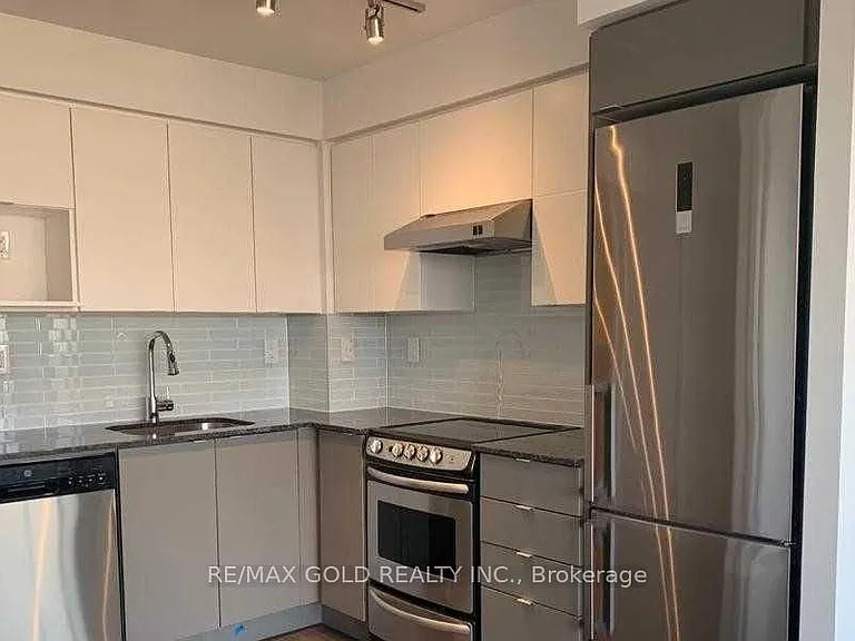 160 Flemington Rd #1208 — Photo 3