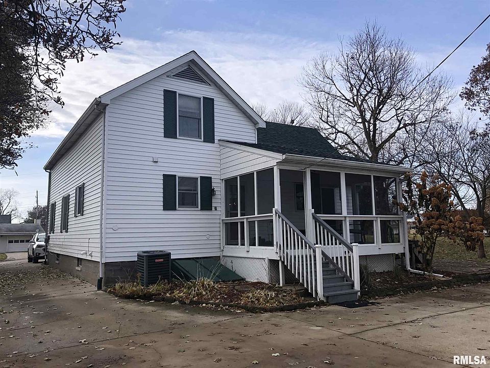 2nd image of 209 E Cypress St