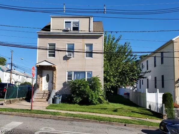545 11Th Ave, Paterson City, NJ 07514