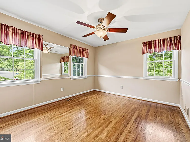 1432 Filene Ct — Photo 15