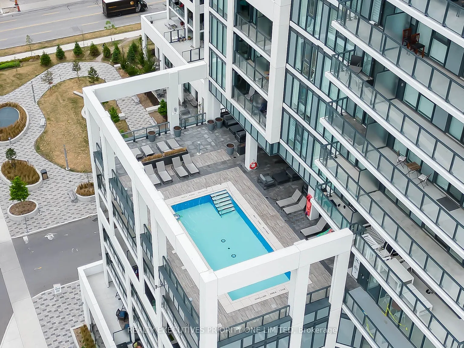 2 bed, $2,450 — Photo 2