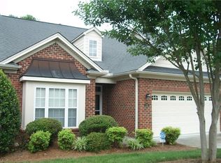118 Collingswood Dr, Winston Salem, NC 27127