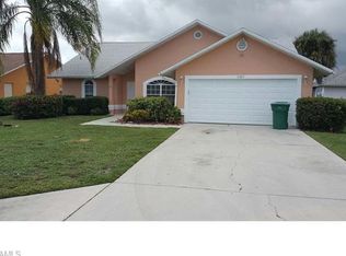 5275 Tudor Ct, Naples, FL 34112