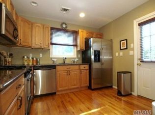 104 E 25th St, Huntington Station, NY 11746