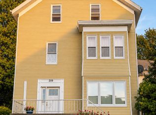 259 Barnaby St APT 1, Fall River, MA 02720