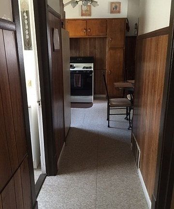 3rd image of 1302 N Lorel Ave