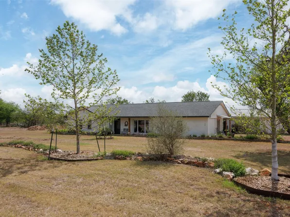 1120 Palomino Ln, San Marcos, TX 78666