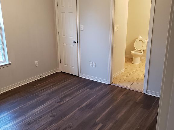3rd image of 2720 N 14th St #B