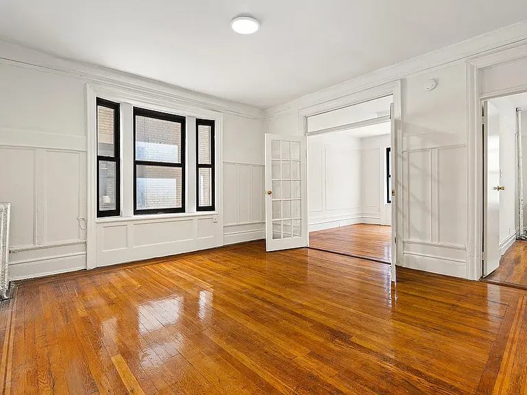 55 Tiemann Pl #33 — Photo 7