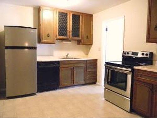 3rd image of 24 Davidson Dr