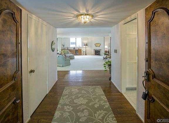 3rd image of 5325 Lindley Ave Unit 207
