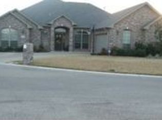 4406 Longthorpe Ct, College Station, TX 77845