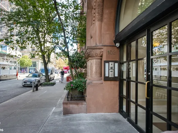 102 West 75th Street image 19 of 20