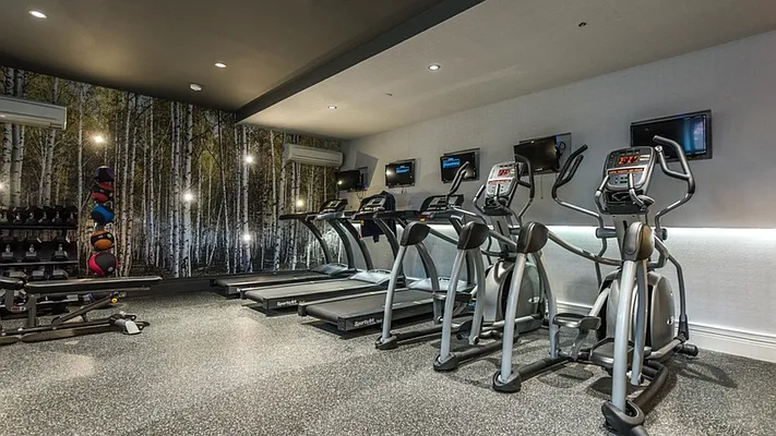 Rented by Nooklyn NYC LLC | media 3