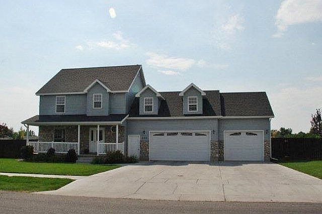 1st image of 402 S Heath Ln