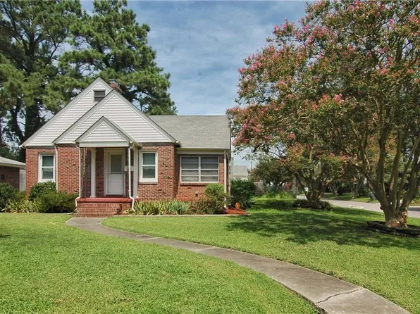 200 Maycox Ave, Norfolk, VA 23505