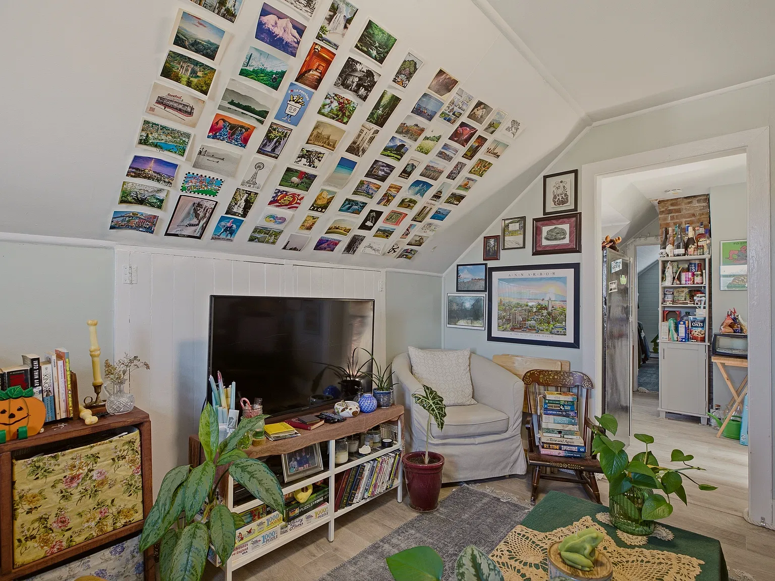 1 bed, 600 sqft, $1,800 — Photo 2