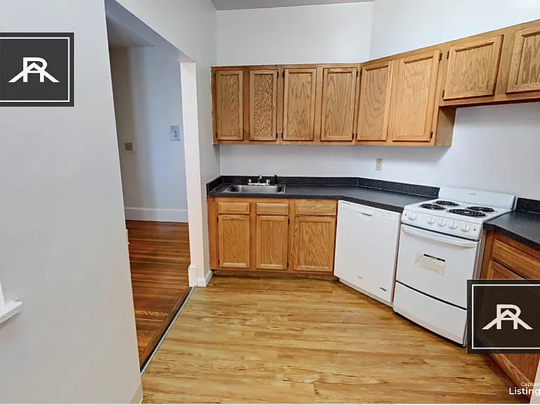 1595 Beacon St #11 — Photo 7