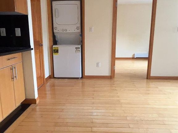 5th image of 32-26 Union Street #2E