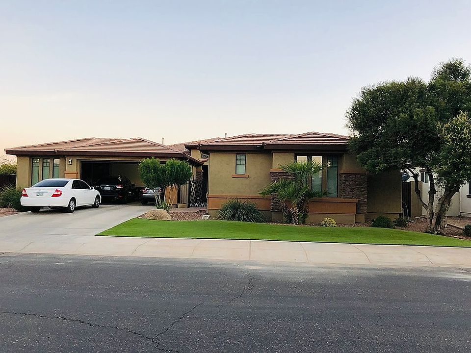 1st image of 15710 W Desert Flower Dr