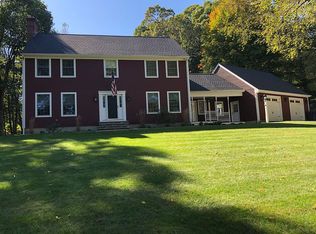 8 Dolan Rd, Millbury, MA 01527