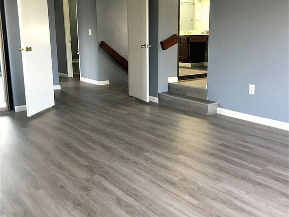 3rd image of 32936 Regents Blvd