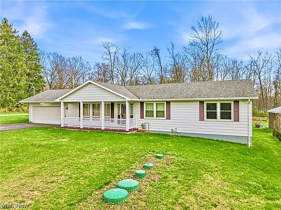 2nd image of 7156 Chestnut Ridge Rd