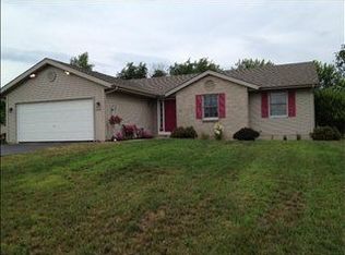 5721 Longest Dr, South Beloit, IL 61080